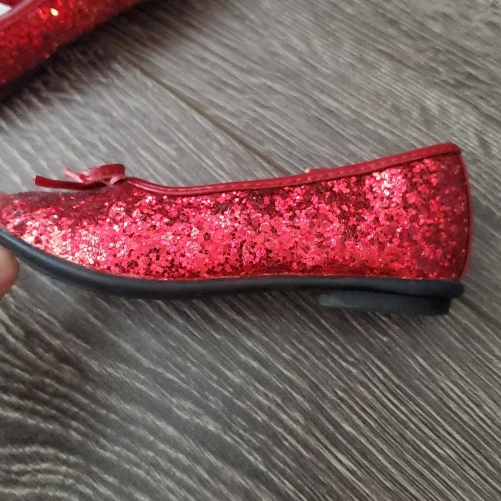 ❤️ Red Circo Sparkly Girls Ballet Style Flats - Shoes - Size 6 - Picture 5 of 5